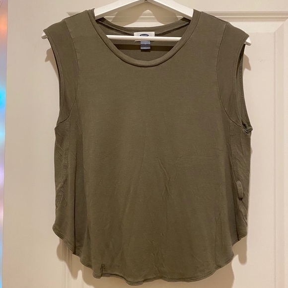 Old Navy tank top - Picture 1 of 3